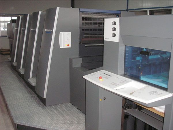 海德(dé)堡74四色膠印(yin)機